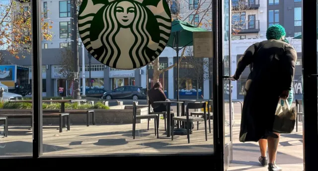 Starbucks to Close Stores, Cut Jobs in $1 Billion Overhaul